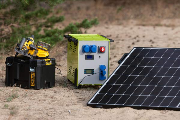 przenośny generator solarny KALIX